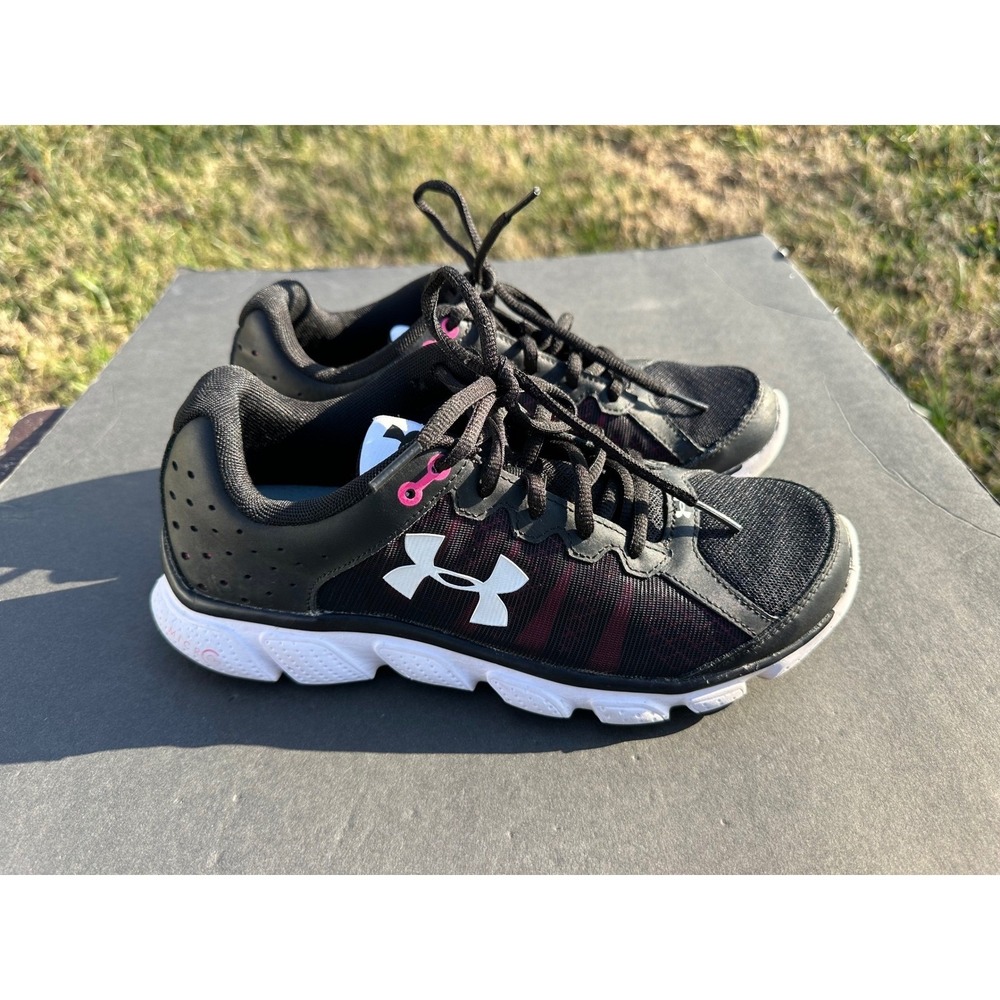 Under Armour Women's Black Pink Running Shoes Athletic Sneakers Size 9.5‎